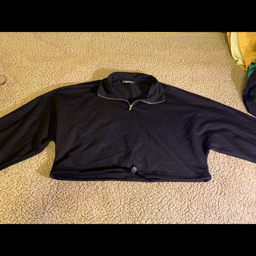 Crop top black cover jacket